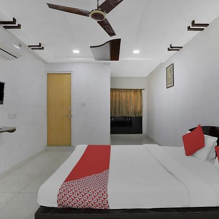 Hotel O Rudra Palace Ahmedabad Luaran gambar