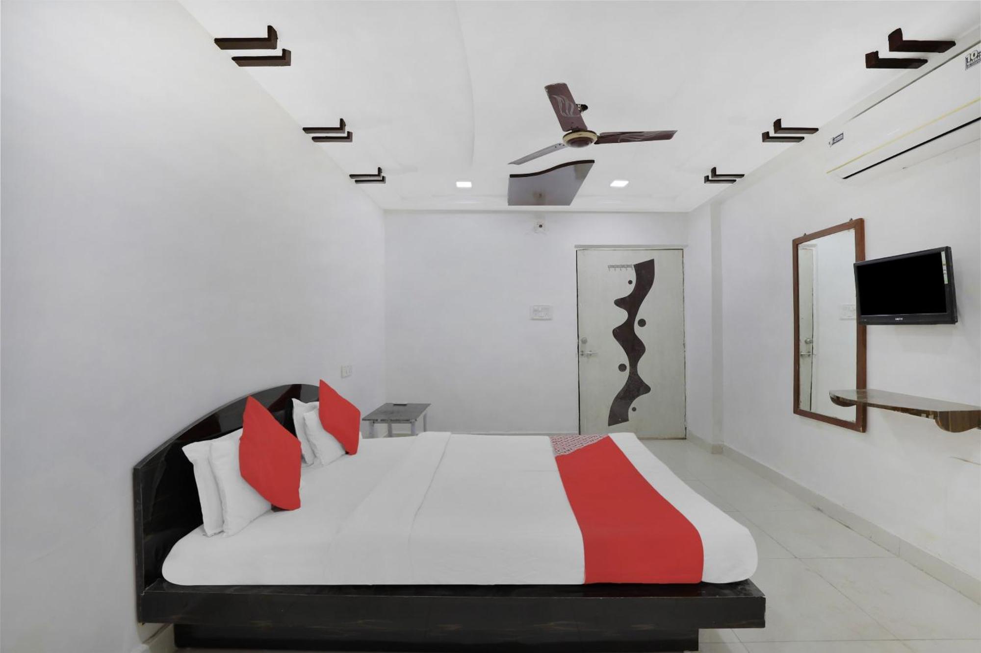 Hotel O Rudra Palace Ahmedabad Luaran gambar