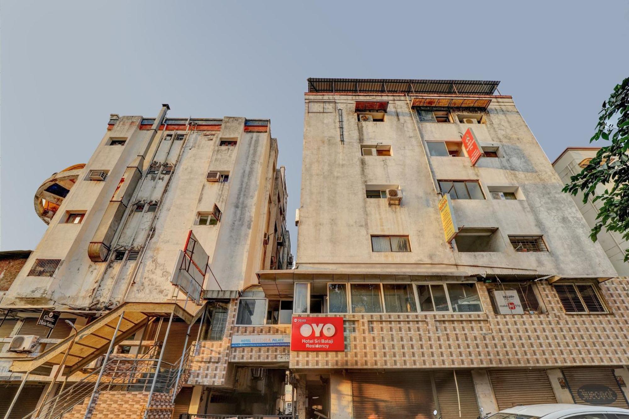 Hotel O Rudra Palace Ahmedabad Luaran gambar
