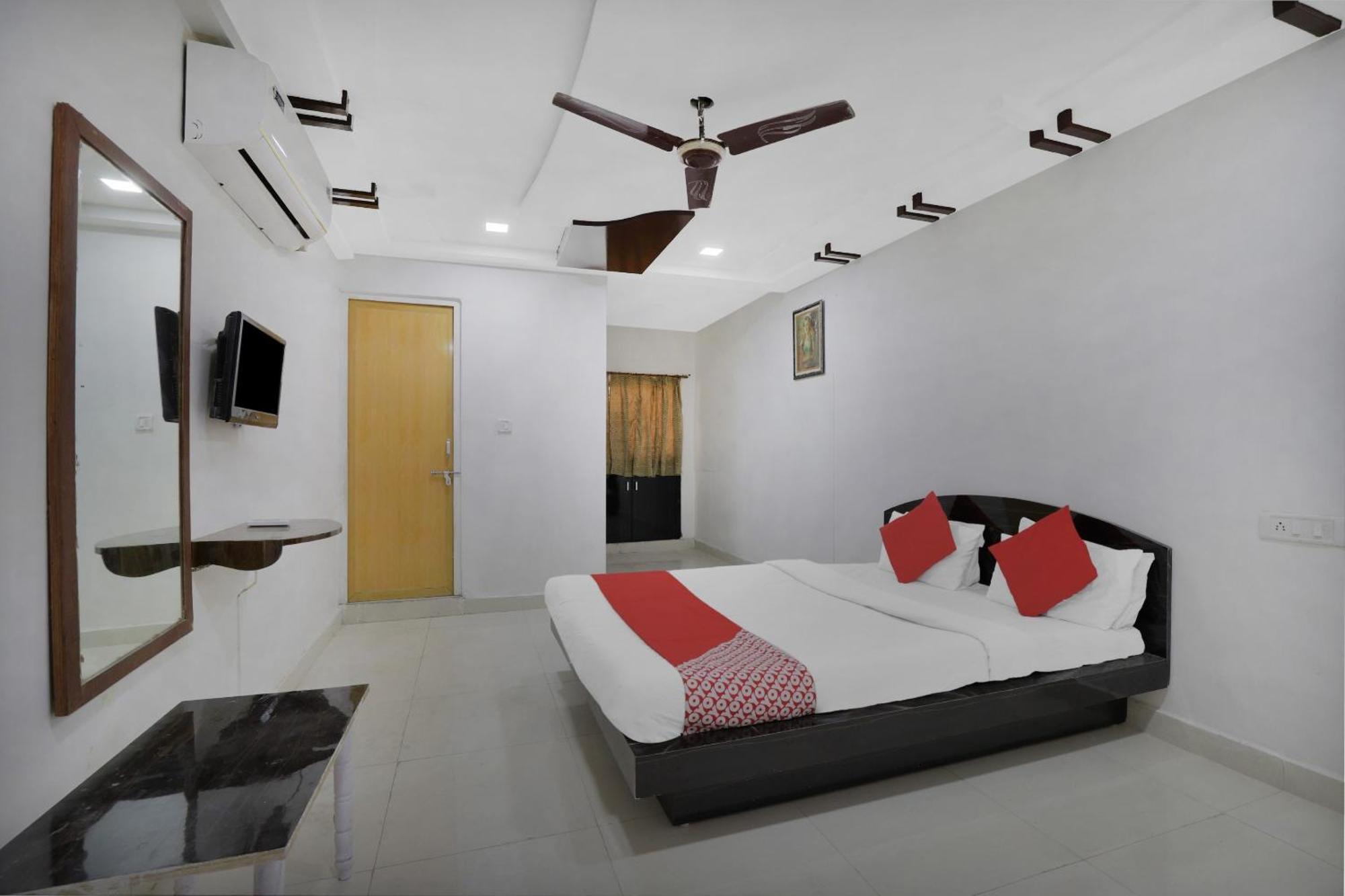 Hotel O Rudra Palace Ahmedabad Luaran gambar